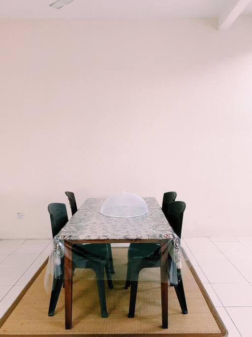 Spacious Cozy Lakeville Homestay 4 Bedrooms All With Aircond Seri Iskandar Kültér fotó